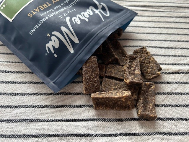 ハレマエ　ビーフ＆チーズ